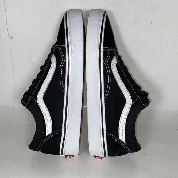 Vans Classic OG Suede Skateboarding Sneaker Black White Women's 6.5 Men's 5 - Picture 8 of 10